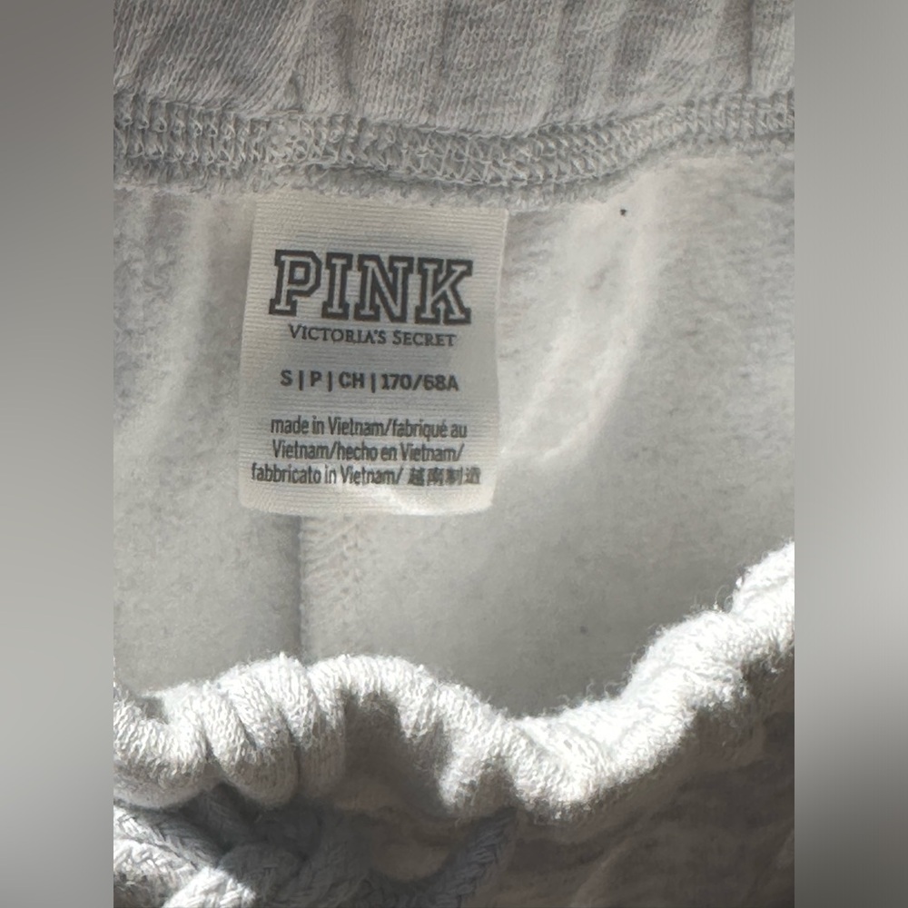 PINK Victoria Secret Gray Athletic Shorts, Size Small - Picture 5 of 6